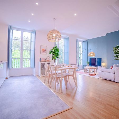 La Vue Royale - Face Au Chateau - Wifi - 4 Personnes Pau Dış mekan fotoğraf